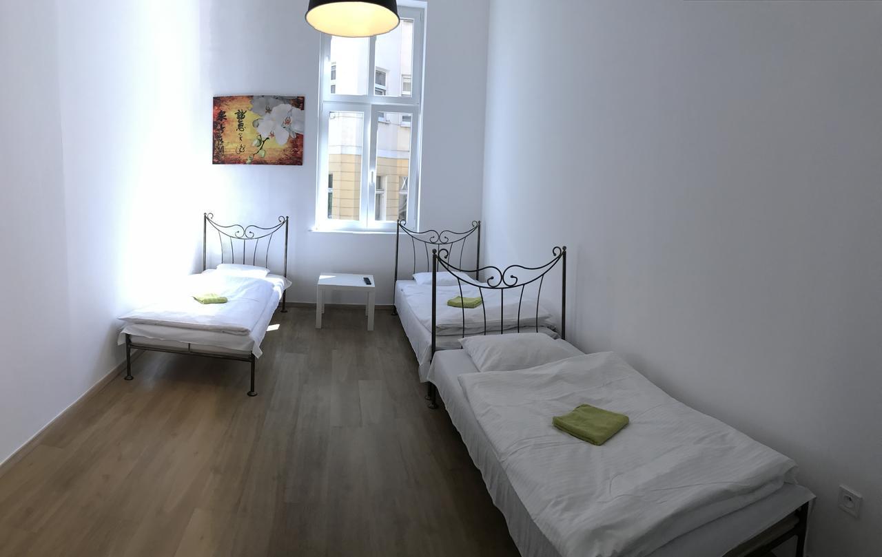 Green Hostel Poznań Extérieur photo