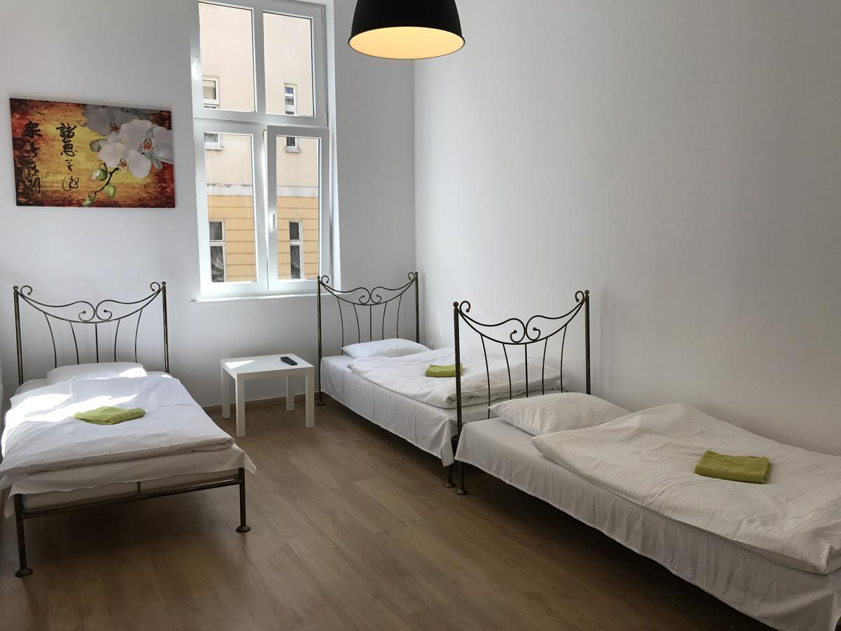 Green Hostel Poznań Extérieur photo
