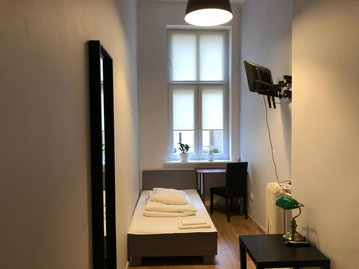 Green Hostel Poznań Extérieur photo